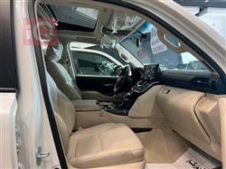 تۆیۆتا لاند کروزەر